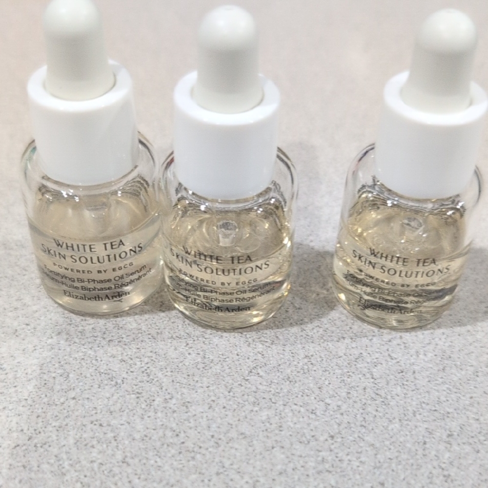 Elizabeth Arden White Tea Skin Solutions Fortifying Bi-phase Oil Serum